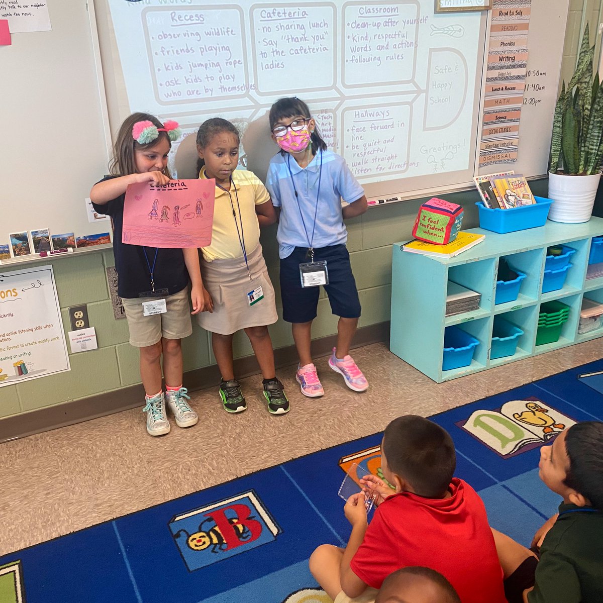 KPSchneider9's tweet photo. We are all different & yet we are all connected ๐. So proud of the teamwork my @ManateeCCPS leaders showed on their #CCPSFirstDay ! Working & presenting in teams about how to make our school a safe & happy place! ๐ซ! @collierschools #CCPSProud @TheLeaderinMe #First8Days https://t.co/CTph6oQzaW