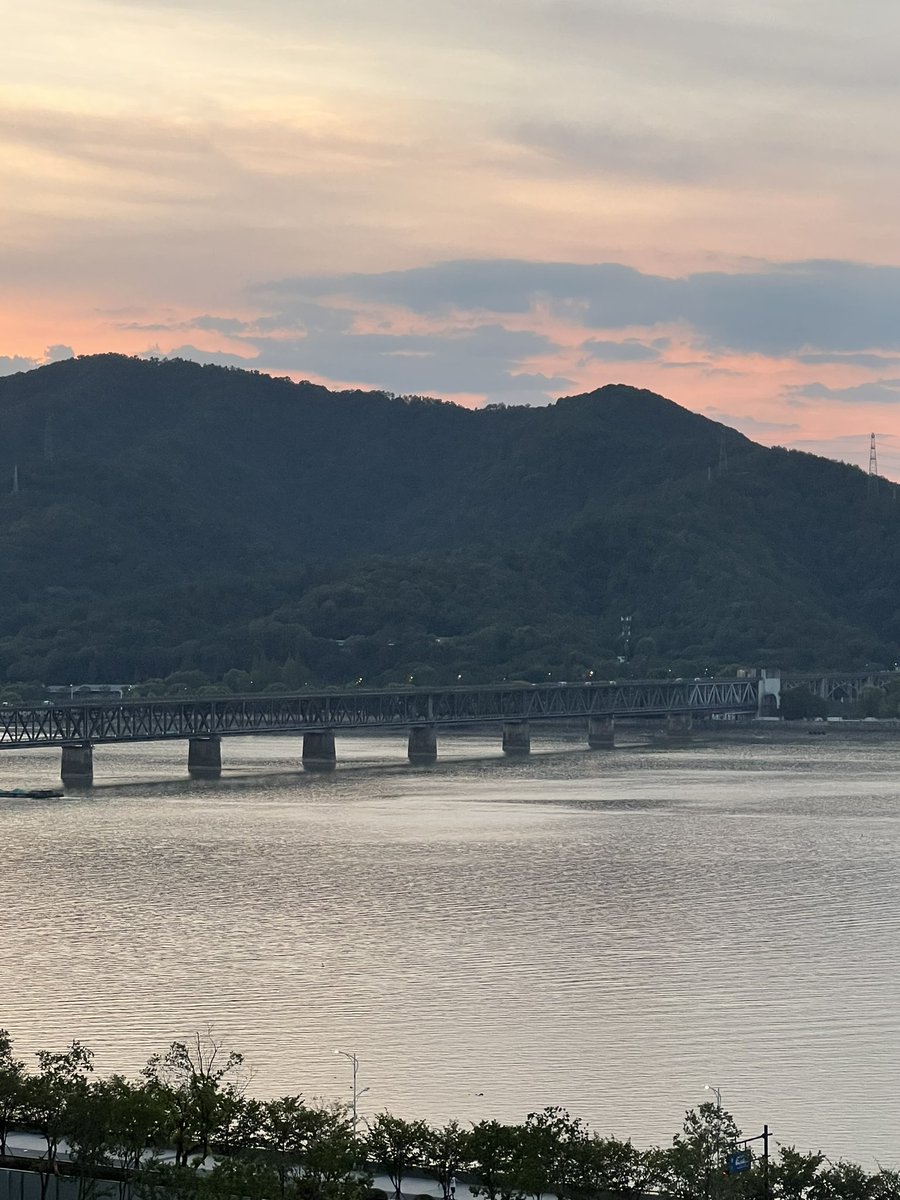 家里拍出去的钱塘江美景！