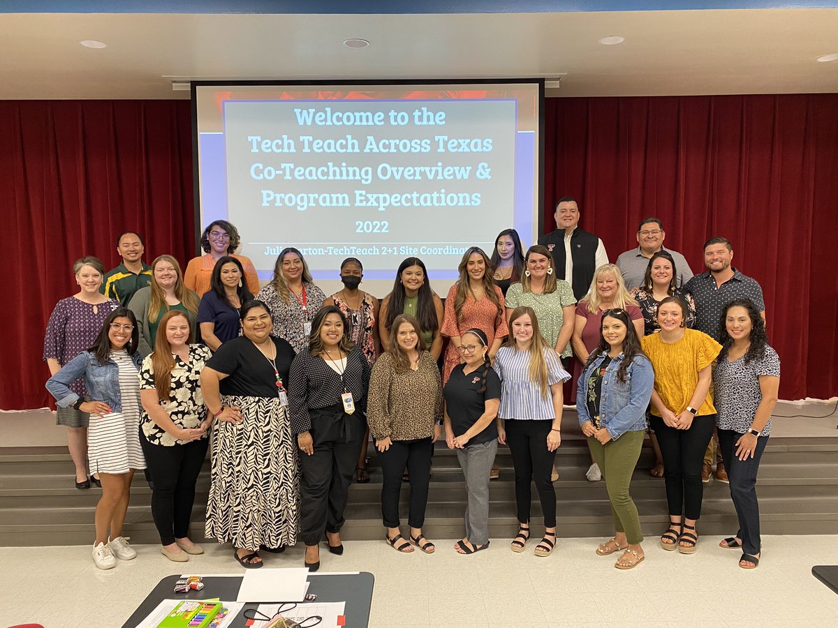 tx_yim's tweet photo. #TexasTech TechTeach coordinator Julie Barton had a fabulous training for both clinical teachers and their mentors! Growing teachers @NorthsideISD Thank you Dr. Fernando Valle for sharing your day with us! https://t.co/VlWtqChlM4
