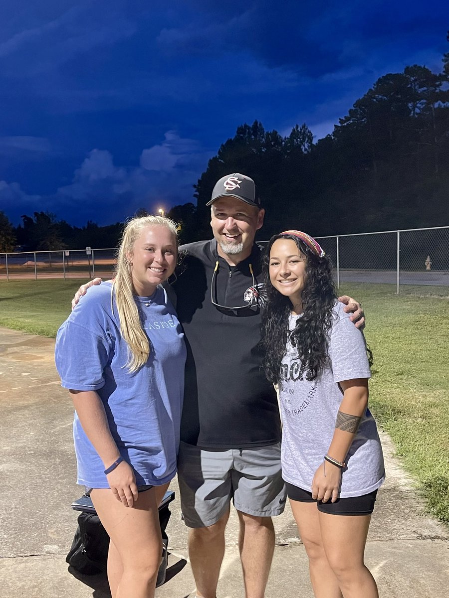 When graduated players come see you coach your 1st game at a new school, it pulls at the heart strings. It’s always about more than the game. Best wishes to Katie and Tagen as they get ready for college ball. #iykyk 🤟🏻#studs <a href="/tagenlevao32/">Tagen Levao-Maisonet</a>