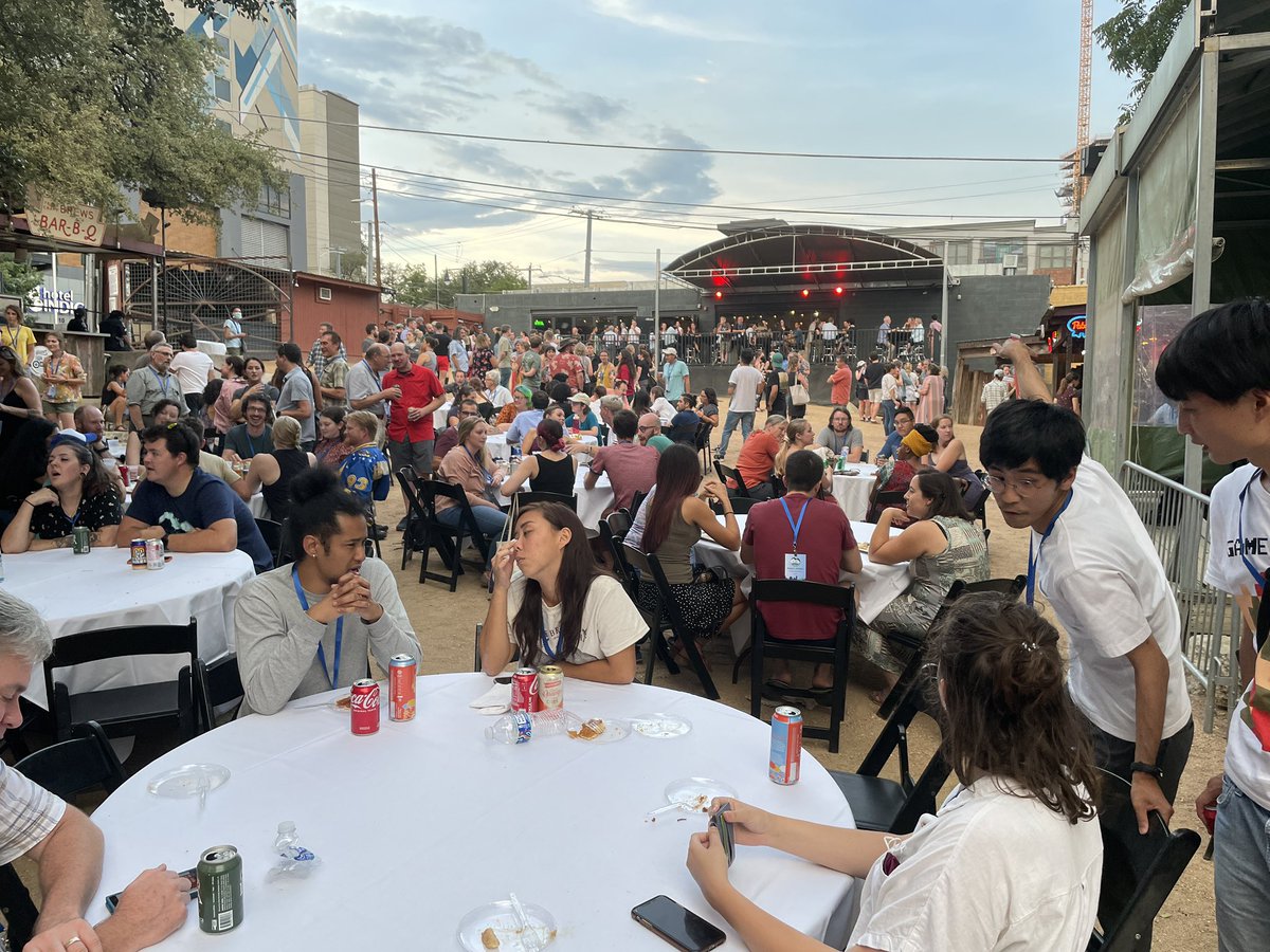 batgrrl's tweet image. Bat researchers “hanging out” with some Texas barbecue. So much love! Sadly my talk is tomorrow morning so I’m calling it an early night. Thanks @WildlifeAcoust! #irbc2022