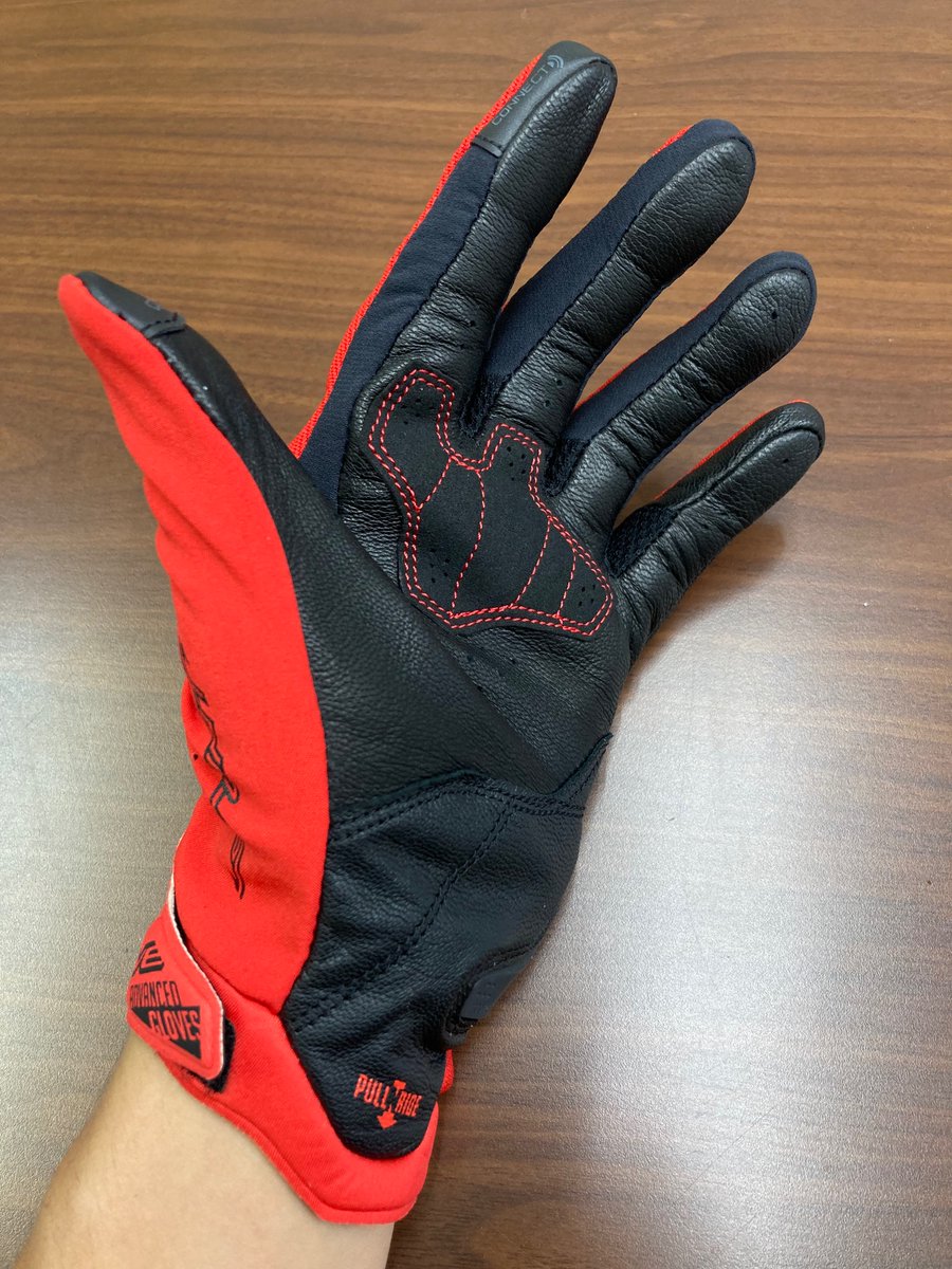 yoheit3's tweet photo. おニュー　バイクグローブ。
どことなく漂うエヴァ2号機感。

#エヴァンゲリオン 
#fivegloves
#バイク好きな人と繋がりたい 
#アスカ 
#プラグスーツ
#トリックスター
#Trickstar 
#EVART https://t.co/l4cbGIo1AJ