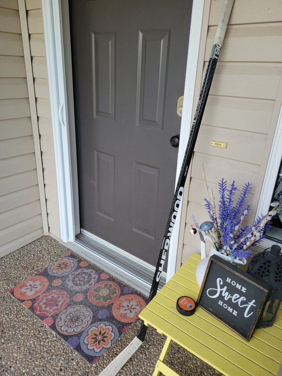 gotwake4's tweet photo. @m_dan25 Have the best time at the big rink in the sky Ben, you were truely an inspiration to everyone!!! watch over the boys, we will all be thinking of you #SticksOutForBen https://t.co/SyMcVHGQqu