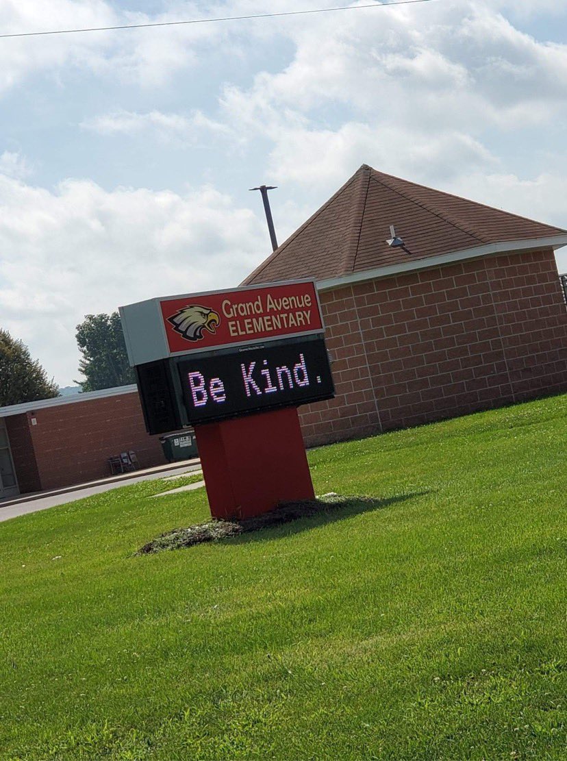 tahleelmohie's tweet photo. Inspired by the words of a grieving mother who lost her son to suicide, this signs have been popping up all over the community of Sauk Prairie. https://t.co/43VeUuEzNi https://t.co/wjrgzBnLos
