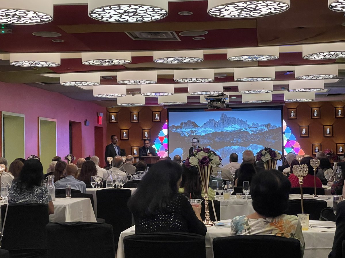 RahulRege2's tweet photo. Had a fantastic time at #AAPIQLI dinner meeting this evening! Great presentations from @NorthwellHealth Dr. Singh, Dr. Mitra and Dr. Jauhar (@stentdoc1)! The prevalence of 🫀 disease in South Asians hits close to home, but diet and exercise are key for modifying risk factors https://t.co/uCePGFfio2