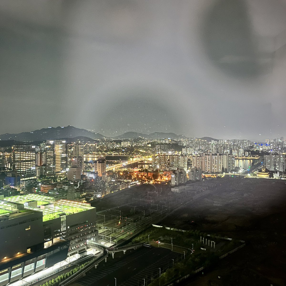 따의 백업 tweet media