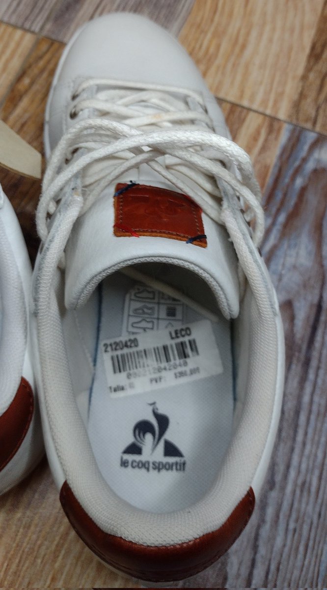 jtello1927's tweet photo. @lecoqsportif_co Compré unos zapatos y me llegaron usados https://t.co/xcuNgOiW83