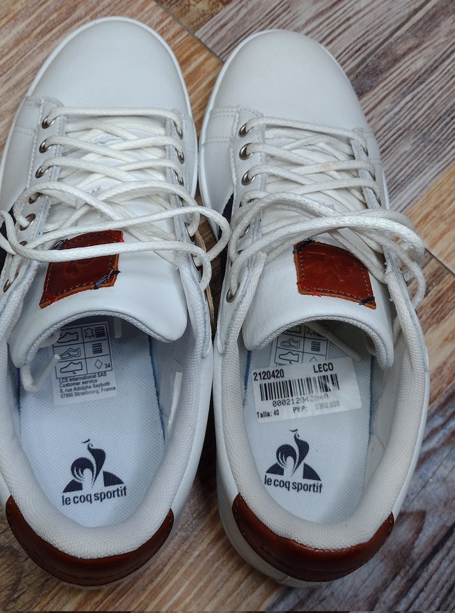 jtello1927's tweet photo. @lecoqsportif_co Compré unos zapatos y me llegaron usados https://t.co/xcuNgOiW83