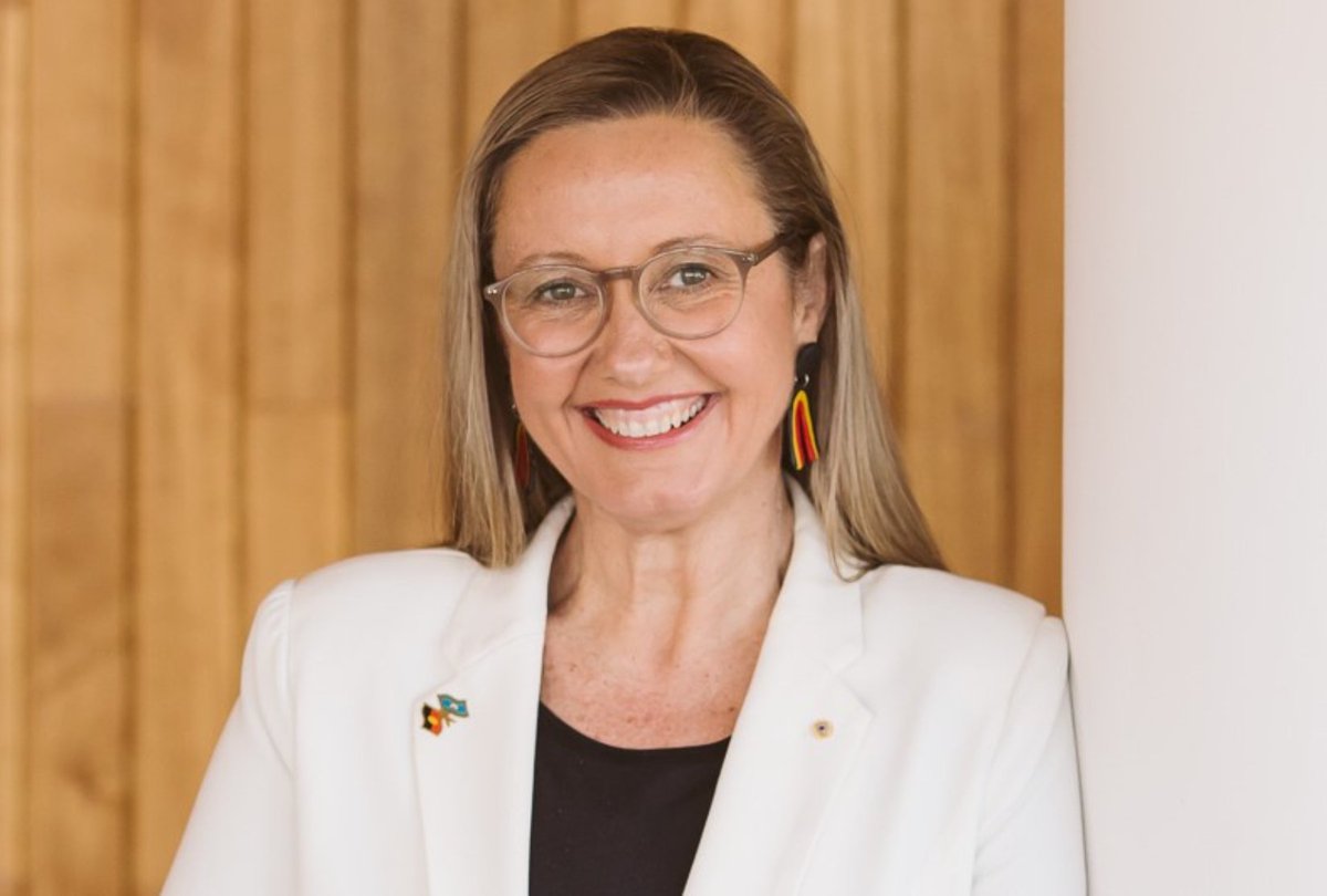 We're thrilled to soon be welcoming <a href="/DrFayeMcMillan/">Faye McMillan</a> as Professor of Indigenous Health <a href="/UTS_PH/">UTS School of Public Health</a>. Prof McMillan is a Wiradjuri yinaa (woman), community pharmacist, advocate for improving Indigenous health care, and <a href="/PSA_National/">PSA</a> 2022 Pharmacist of the year. bit.ly/3bNPjj6