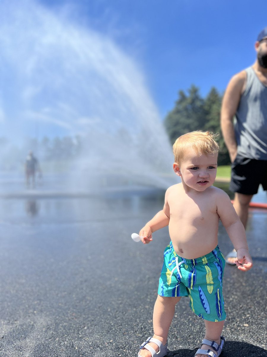 sh_lynnx's tweet photo. Fire hose splash pad thanks to the Canton police and fire department 💦🚒 https://t.co/Pe1JDS3jaA