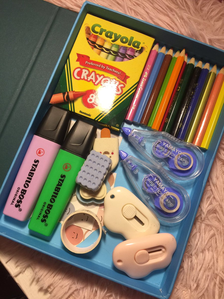 dadalmiii's tweet photo. pwede pala ma pencil case yung enha d:d HAHAHAHA https://t.co/gTPL9XUjXx