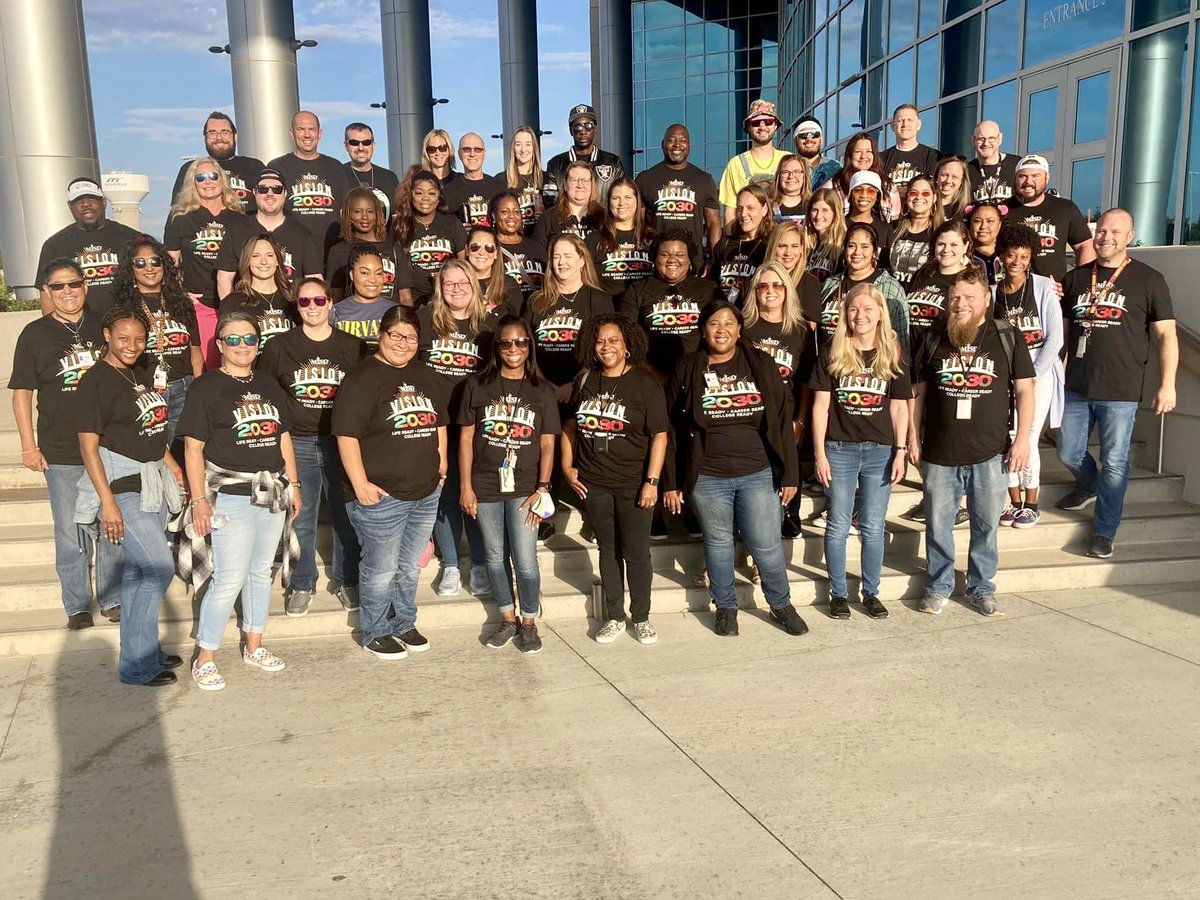 CMMSGoldenLions's tweet photo. McKinzey Athletics won the day. Successful MISD Convocation, on the board for football, and an awesome turnout for the football parent meeting. See everyone at schedule pickup tomorrow 4:30-8pm #GoldenLions #CharleneMcKinzey #GoldenMindset https://t.co/lPc1CwKlwM