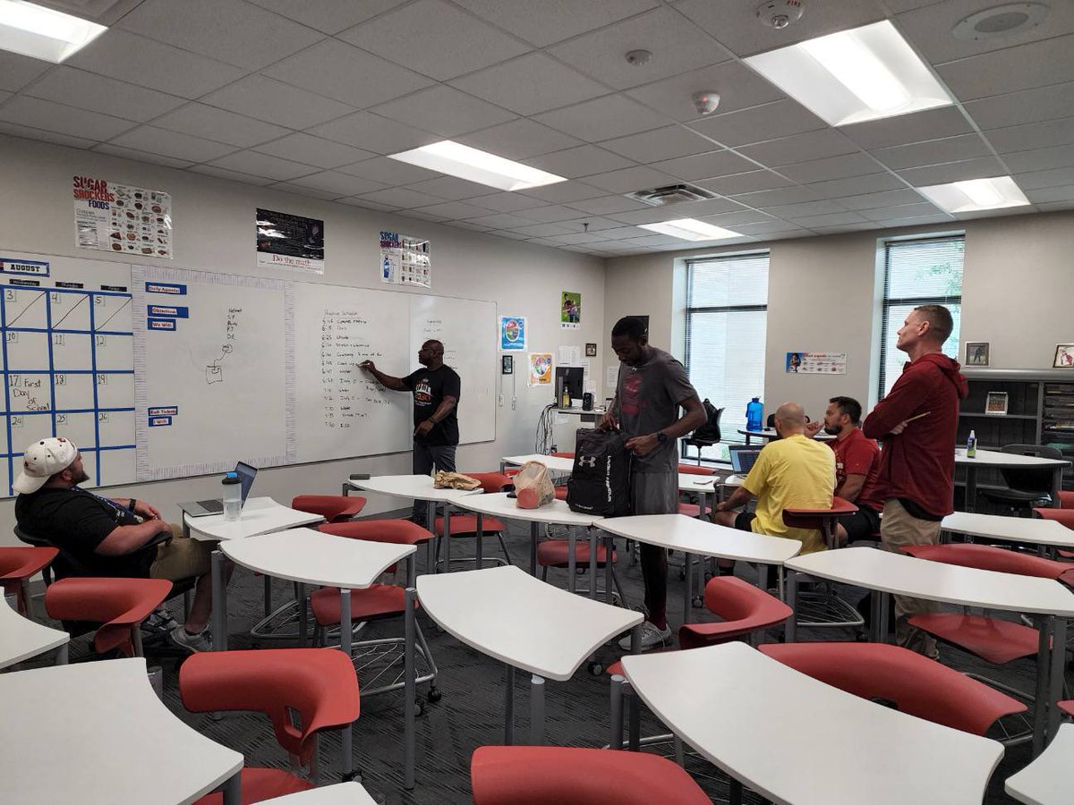 CMMSGoldenLions's tweet photo. McKinzey Athletics won the day. Successful MISD Convocation, on the board for football, and an awesome turnout for the football parent meeting. See everyone at schedule pickup tomorrow 4:30-8pm #GoldenLions #CharleneMcKinzey #GoldenMindset https://t.co/lPc1CwKlwM