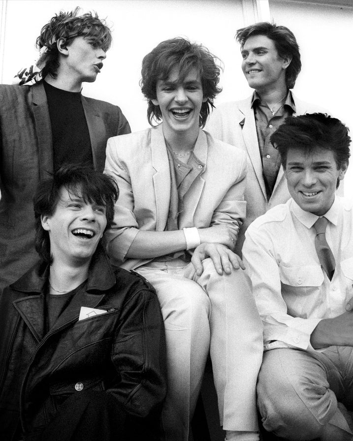 VBrooksAuthor's tweet photo. Another #DDAD22 has come along to remind us how cool our favorite band really is and how loyal this fanbase is. I have 800+ pics of Duran Duran to choose from so here are some random ones that make me smile 🥰 https://t.co/47g4G8IYzY