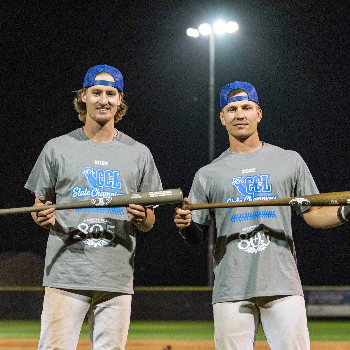 🏆 Congratulations to the 2022 CCL State Championship’s Most Outstanding Players. ➡️ Most Outstanding Pitcher Sam Stoutenborough, @TCU_Baseball (left) ➡️ Most Outstanding Player Joey Kramer, @CSUNBaseball (right) @samstout15_ @FirestoneWalker #CCLBaseball @PrunePackers