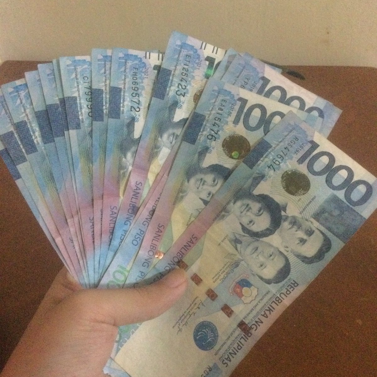 chaerry0h's tweet photo. rt for basbas 🤓 siguro https://t.co/tv7aa0qyFf