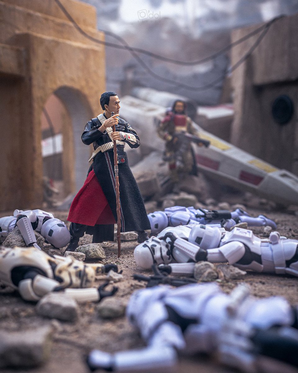 odol_or_die's tweet photo. I finally did it. The plan to create the Rogue One Scene has just been completed. Do you like it?
#toyphotography #StarWars #jedhacity #stormtrooper https://t.co/VYGKUjGZQj