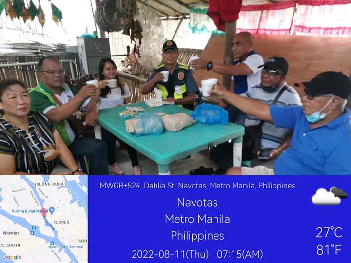 NPD_NCRPO's tweet photo. NPD UPDATES: “KAPEHAN SA BARANGAY TANZA 2”

#WeServeAndProtect 
#TeamNCRPO 
#TeamNPD 
#WeDareWeCare 

https://t.co/nHpsJdjPdp https://t.co/Q0kY0Hk38M