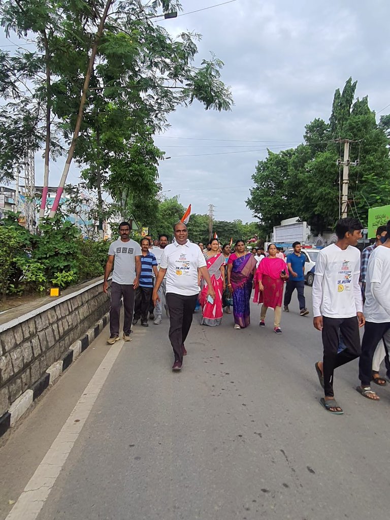 mb_telangana's tweet photo. #MissionBhagiratha engineers of Khammam along with district administration participated in Freedom 2K run🏃‍♂️

#IndiaAt75 #SwatantraBharathaVajrotsavalu https://t.co/Yob1q6JveY