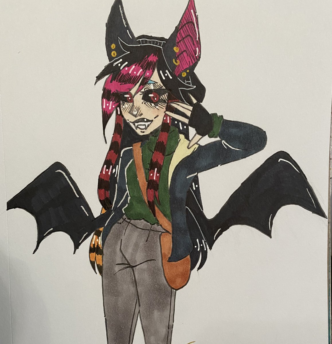 demon_stiles's tweet photo. Howdy hey! My name is Demon and I’m a traditional artist who draws a couple OCs and dnd art! 

I also have a VTuber oc in hope that I can start streaming in the future! 
#traditionalart #artist #ArtistOnTwitter #ENVtuber #Vtuberart https://t.co/mTH4TquhC3