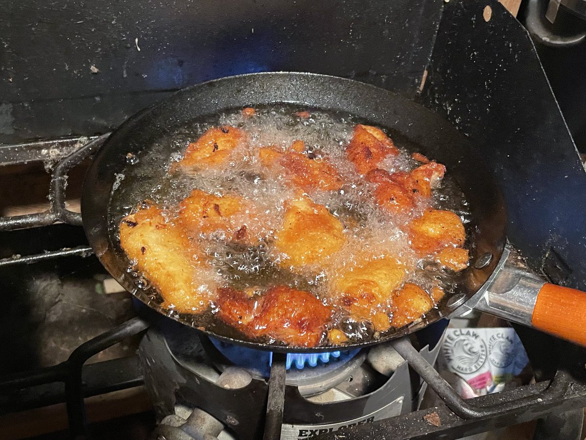 hugewalleye's tweet image. Yeah got the #wokdeepfry goin with the #lentilflour batter mix yeah #itsahit @saskpulse