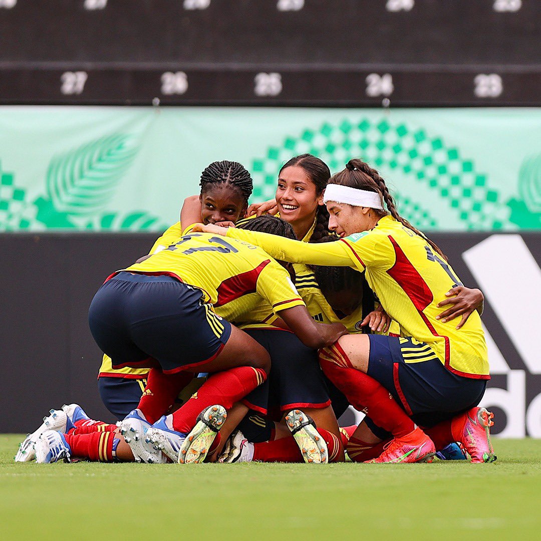 futboldereserva's tweet photo. La Selección Colombia 🇨🇴 Femenina Sub 20 dio un golpe de autoridad en su grupo al vencer 1-0 a una de las delegaciones favoritas al título,  la selección germana.

#FútbolDeReserva #FútbolFemenino #MundialSub20 #Colombia #Alemania #WorldCupU20 https://t.co/bruNYS6qzH