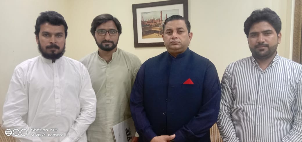 AEOsOfPunjab's tweet photo. السلام علیکم،
مورخہ 10 اگست 2022 بروز بدھ اے ای اوز وفد نے پنجاب اسمبلی میں بسلسلہ مستقلی اے ای اوز/ایس ایس ایز محترم ملک عمر فاروق صاحب، رکن صوبائی اسمبلی حلقہ پی پی 106 کی قیادت میں پنجاب اسمبلی وزیراعلی سیکریٹریٹ میں نمائندگان سے ملاقات کی۔
1/5 https://t.co/mIODTMWeks