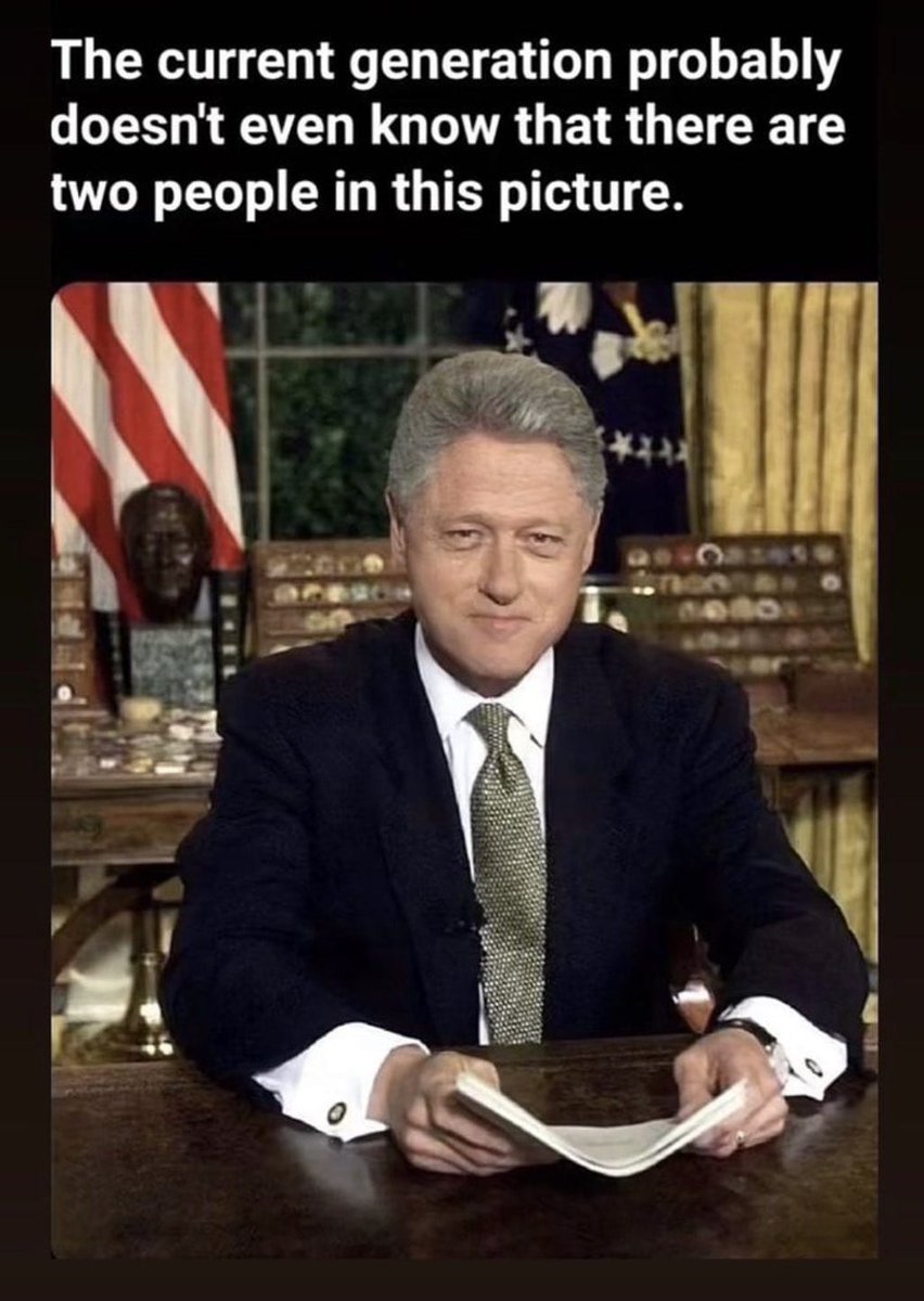 ocapkid's tweet photo. #90s #funny #president #hiphopculture #hoodhumor #trump #bidenmemes #billclinton #hilaryclinton #monikalewinsky #Obama https://t.co/HuYLpyYGHh