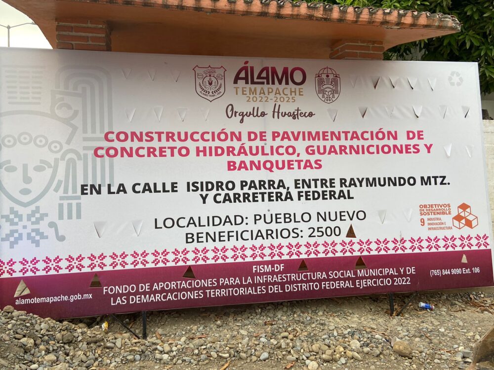 vmtv_12's tweet photo. Últimas Noticias: LILIA ARRIETA DA BANDERAZO DE OBRA, LA CALLE ISIDRO PARRA QUEDARÁ PAVIMENTADA.

Ante el júbilo de los habitantes de Pueblo Nuevo, la alcaldesa Lilia Arrieta anunció el inicio de obra de  ... #LACALLEISIDROPARRAQUEDARÁPAVIMENTADA #LILIAARRIETADABANDERAZODEOBRA https://t.co/7B3mMuymr2