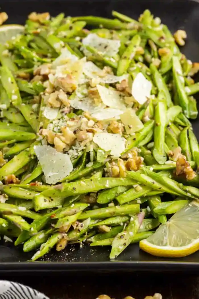 DreamyTechGirl's tweet photo. Raw Asparagus Salad!
recipe @ https://t.co/cmi8fNJRNB https://t.co/ll8piUC546
