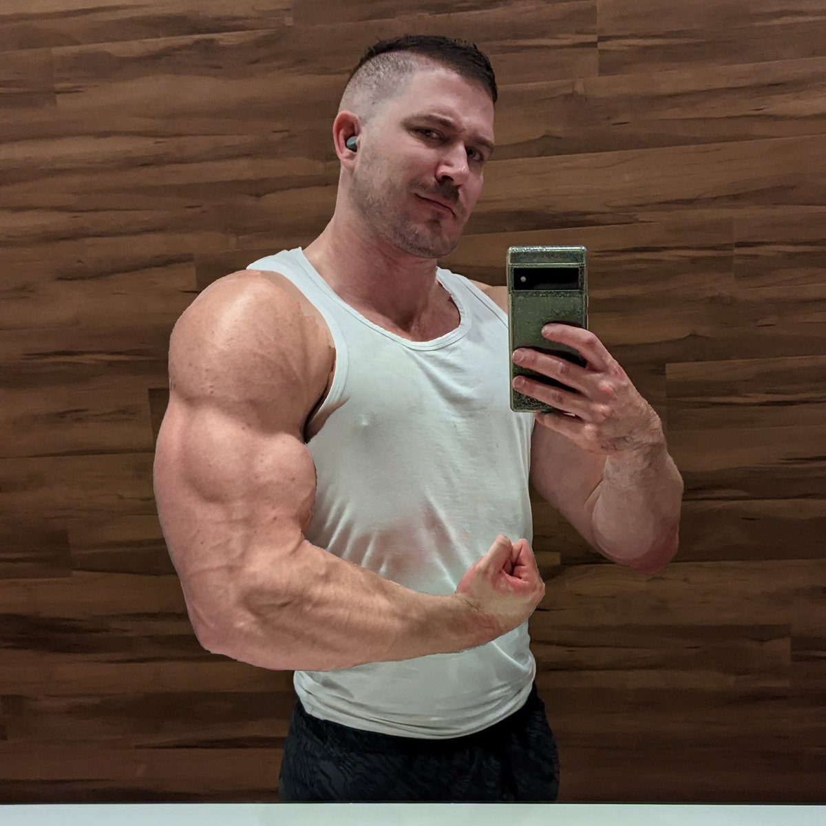SculptorMuscle's tweet photo. @jock2bull @Ale96890743 Your wish is my command @jock2bull hehe!
Sorry for the quick morph, my laptop is repairing 😣 https://t.co/y4SLKVBaEU