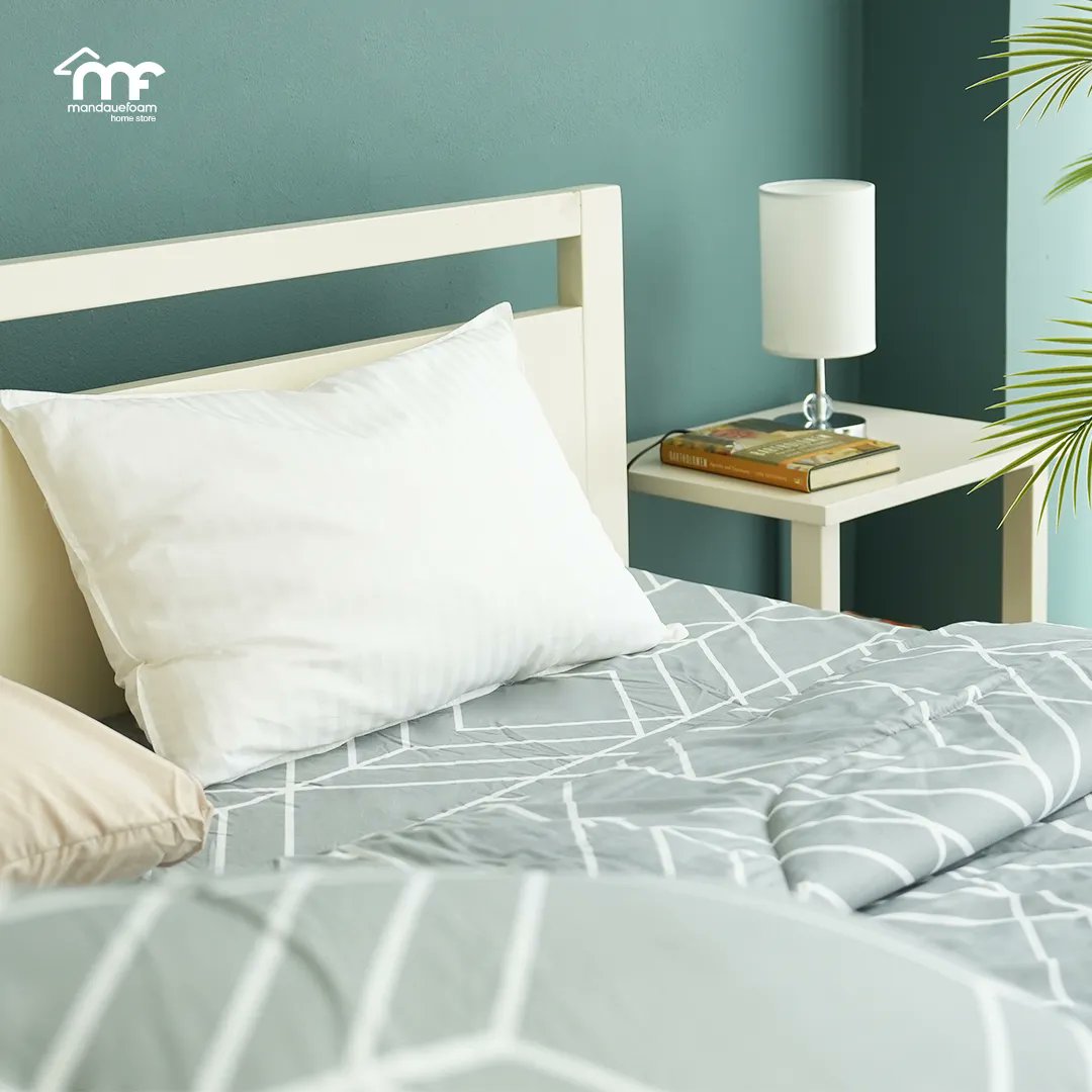 Reward yourself with the most luxurious pillows in the house. The Deluxe Pillows are our fiber-filled premium pillows – perfect if you want a vacation-quality sleep every night.

Shop now at our stores nationwide!