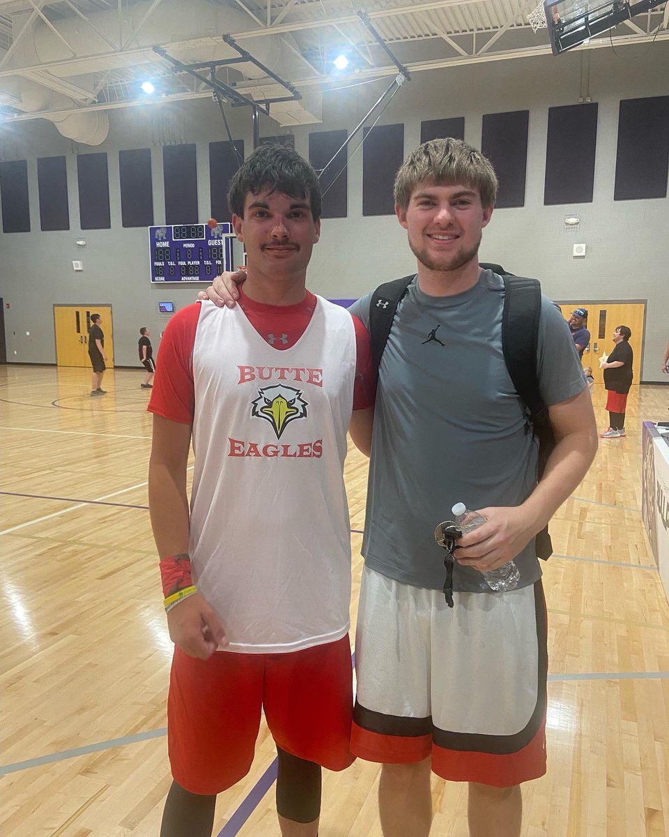 stenson_zach's tweet photo. 2022 Burgman Boyle scholarship basketball game!! https://t.co/7r38ZkzsZU