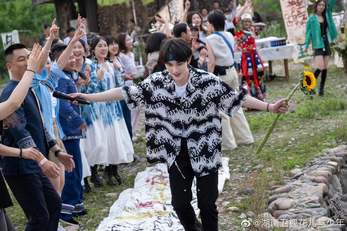 TNT_LATAM's tweet photo. 湖南卫视花儿与少年 actualizó en  Weibo

"Mira a Chengxin en el CAP08 de《花儿与少年 Divas Hit The Road T4》a las 7:30PM CST "

(05/08/22)
#DingChengxin #Chengxin https://t.co/2RtxLaC4BX