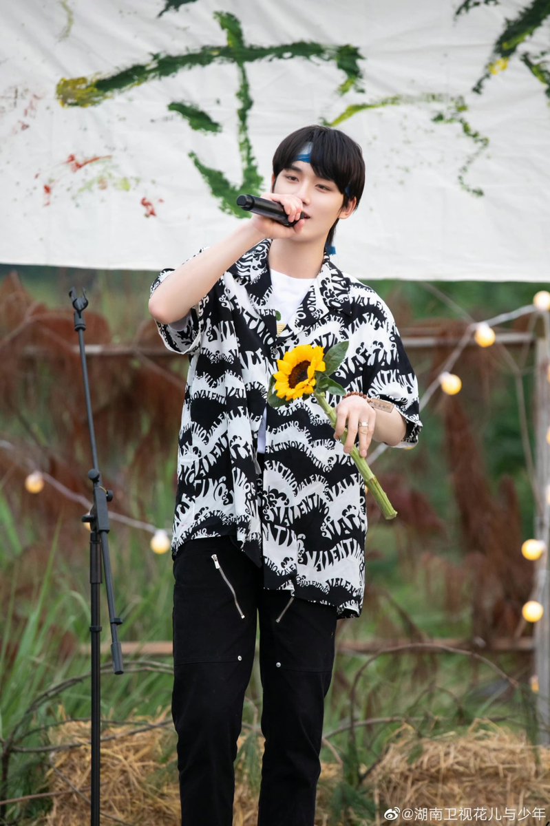 TNT_LATAM's tweet photo. 湖南卫视花儿与少年 actualizó en  Weibo

"Mira a Chengxin en el CAP08 de《花儿与少年 Divas Hit The Road T4》a las 7:30PM CST "

(05/08/22)
#DingChengxin #Chengxin https://t.co/2RtxLaC4BX