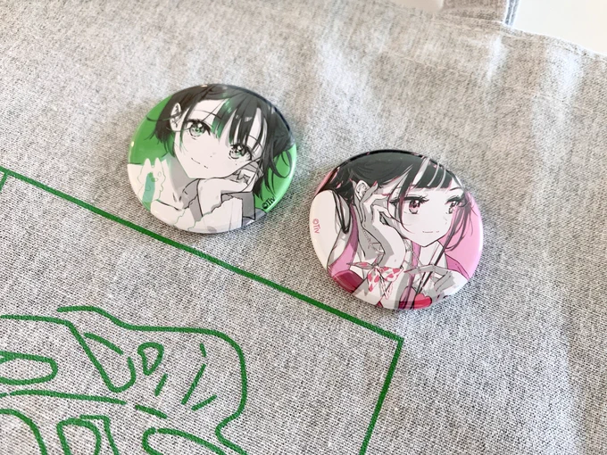 ペーパー以外の新作、実物も綺麗にできあがりました!バックのテクスチャー感も夏っぽっくて良い感じ 