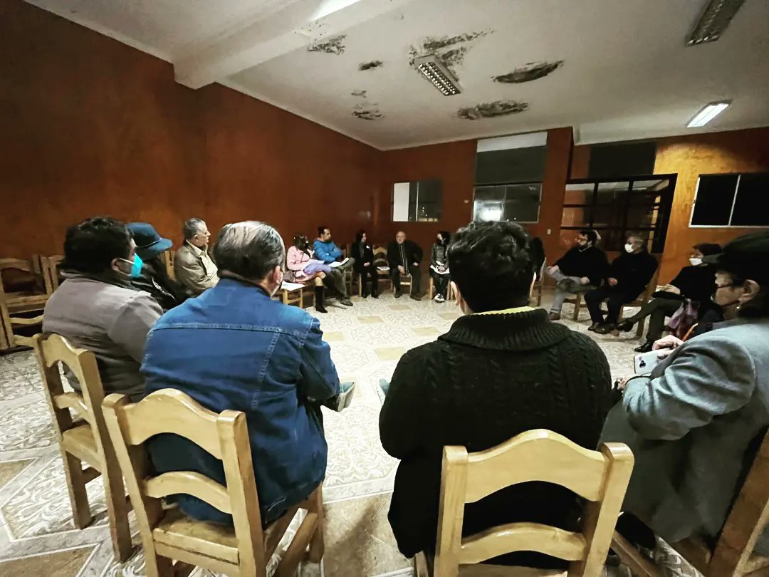 gustavoferrada's tweet photo. Gracias @javiparada por tu visita a la región, con un mensaje claro, necesitamos @unaquenosuna_cl.
El #Rechazo es transversal y crece y crece  día a día.
camino correcto.
#Rechazo 
#ChileRechaza 
#RechazoXChile
#OhigginsRechaza https://t.co/xIZ7UE8tb3