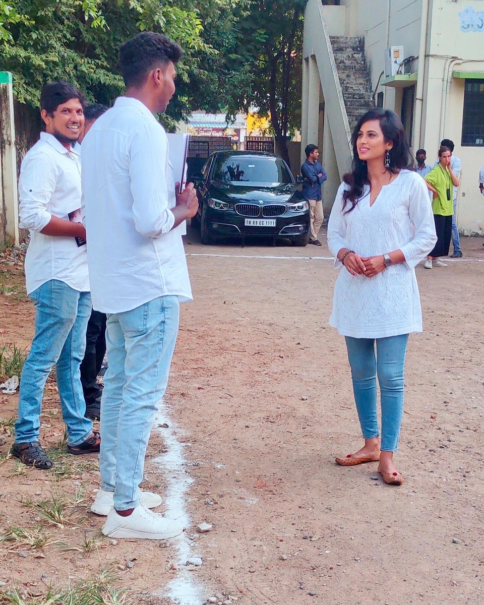 Dhasarath005's tweet photo. Her smile that could light my heart🦋💫                                                                   My Only Happiness ✨.                                               #RamyaPandian https://t.co/b5JN0Fyhnz