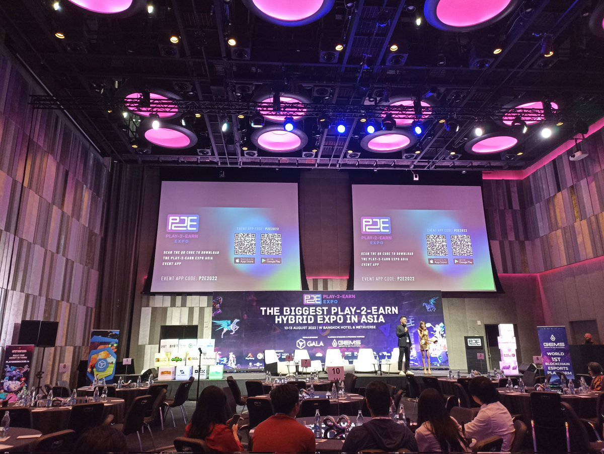 Autumnleavesis's tweet photo. We are very excited to be here, as one of #Move2Earn new Breaktrough project, @MoveonHello ceo @JoAlexMoveOn will be pitch soon.
#itstimetomoveon #moveonapp #GalaxyZFold4 https://t.co/W2AwgHm3nk