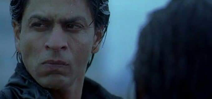 SrkianDas04's tweet photo. This scene ☔️

Ufffffffff One of the most handsome look of SRK! 🔥🔥

Mohabbat ke zamaane guzar gaye janaab ... ab chote mote pyar se hi kaam chala lijiye aap..

Kabhi Alvida Naa Kehna was screened at Tokyo Festival. The film was included in the Libray of
(1/1)

#16YearsOfKANK https://t.co/UwCxxTOQ43