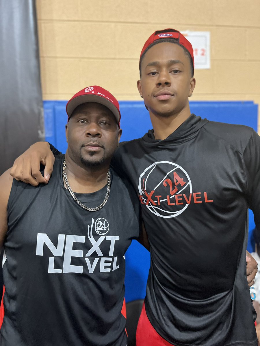 Southsuburbanhoops (@ssuburbanhoops) on Twitter photo Alex Brown runs a top notch ProAm from start to finish🔥at the Matteson Rec 💯
Family in the building 👊🏾🏀
@1mattesonproam <a href="/RayAustin02/">Ray Austin</a> <a href="/20Jkent_25/">Jay kent💉‼️💯</a> <a href="/NL24Basketball/">Next Level 24</a> <a href="/coachkent24/">Coach Jason Kent</a> Alex Brown runs a top notch ProAm from start to finish🔥at the Matteson Rec 💯
Family in the building 👊🏾🏀
@1mattesonproam <a href="/RayAustin02/">Ray Austin</a> <a href="/20Jkent_25/">Jay kent💉‼️💯</a> <a href="/NL24Basketball/">Next Level 24</a> <a href="/coachkent24/">Coach Jason Kent</a>