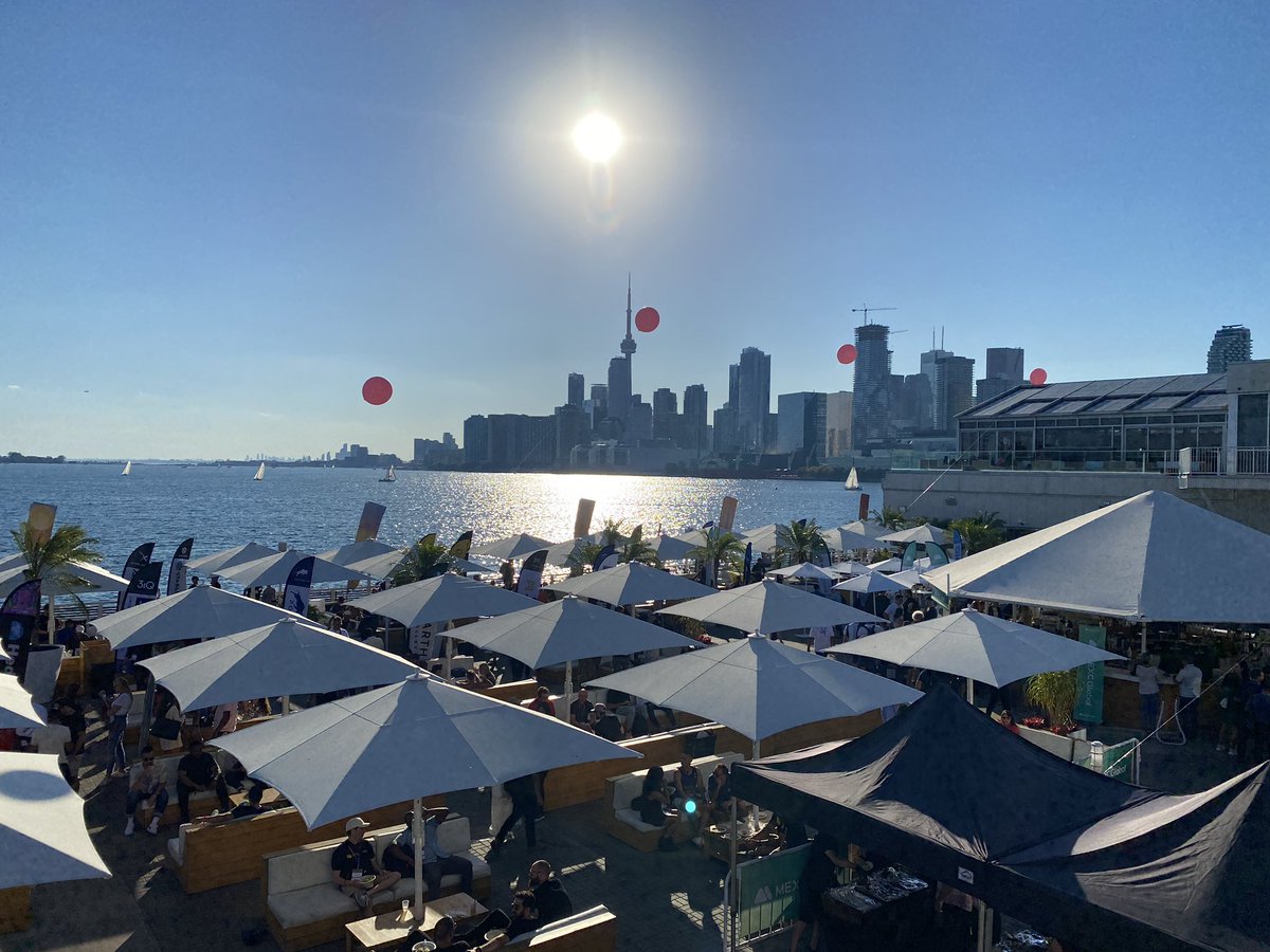 Elaine Feng tweet media