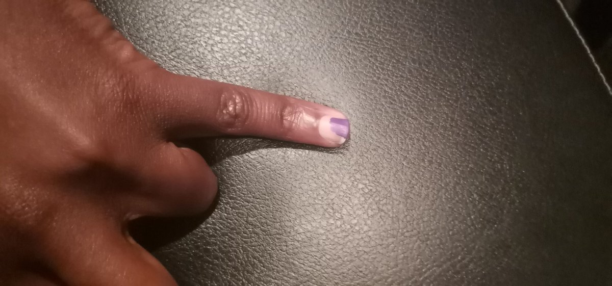 Ooh! I didn't know I was suppoosed to post this😂🇰🇪 Now, I just have to as a #Tbt and may peace dwell in my motherland. At least this has been my second experience. #KenyaDecides2022