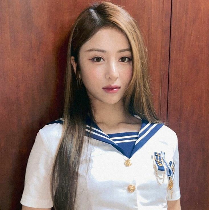 unowimr's tweet photo. ( ⚓ ) navigate with yunjin
. . . by @isforyunjin

르세라핌 허윤진 #HUHYUNJIN #허윤진 #르세라핌 @le_sserafim @IM_LESSERAFIM #1 https://t.co/nfdf0poEoA