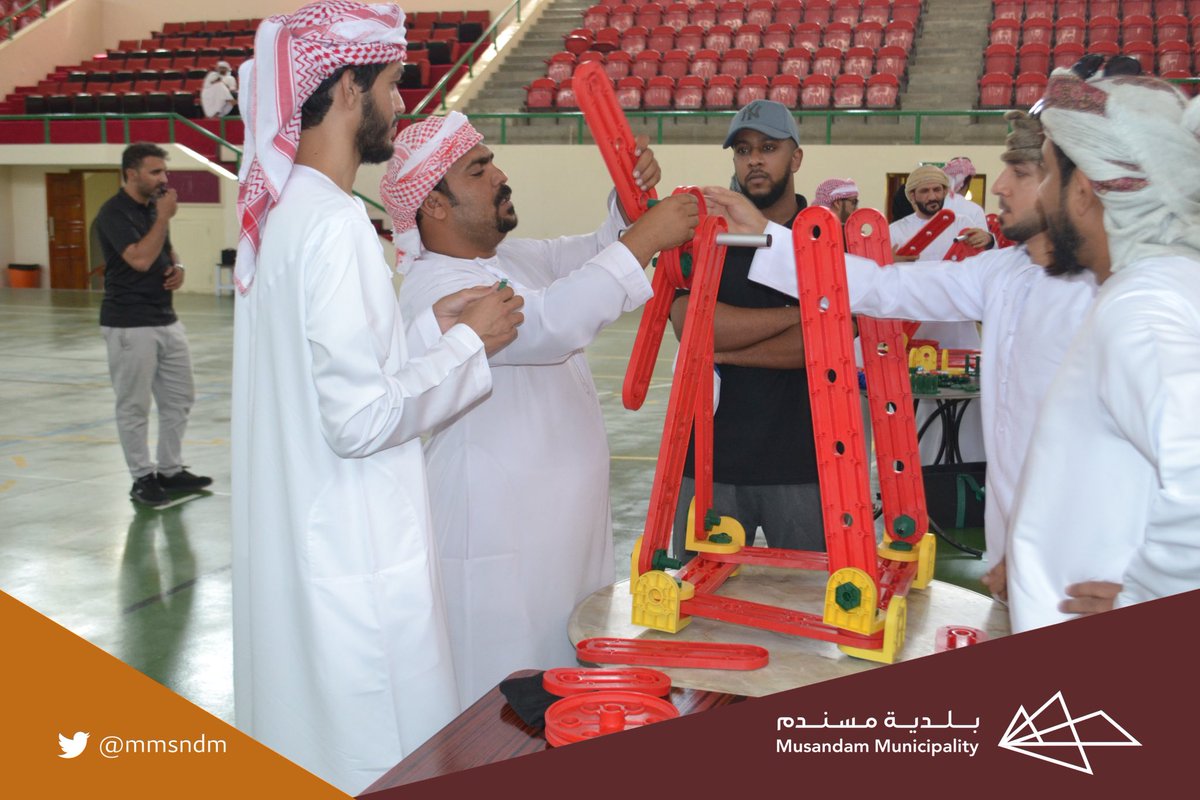 mmsndm's tweet photo. للاسبوع الثاني على التوالي، تواصل تنفيذ الورش التعريفية والتدريبية للاستعداد لـ #مهرجان_اكستيرا_مسندم بالتعاون مع شركة  #TriMe 
      
✨طبق خلالها المشاركون تقنيات بناء الفريق والتعرف على مهارات التواصل الفعّال. https://t.co/WQH59Qn3QH