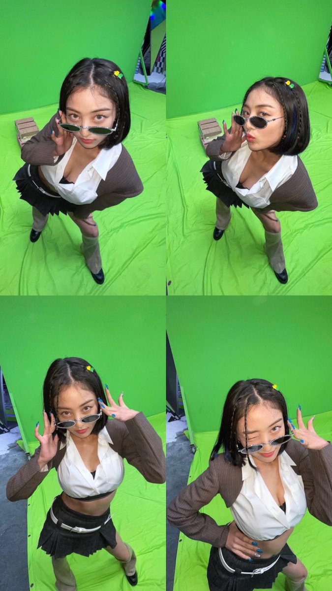 OMYGOD PARK JIHYO PLS CALM DOWN