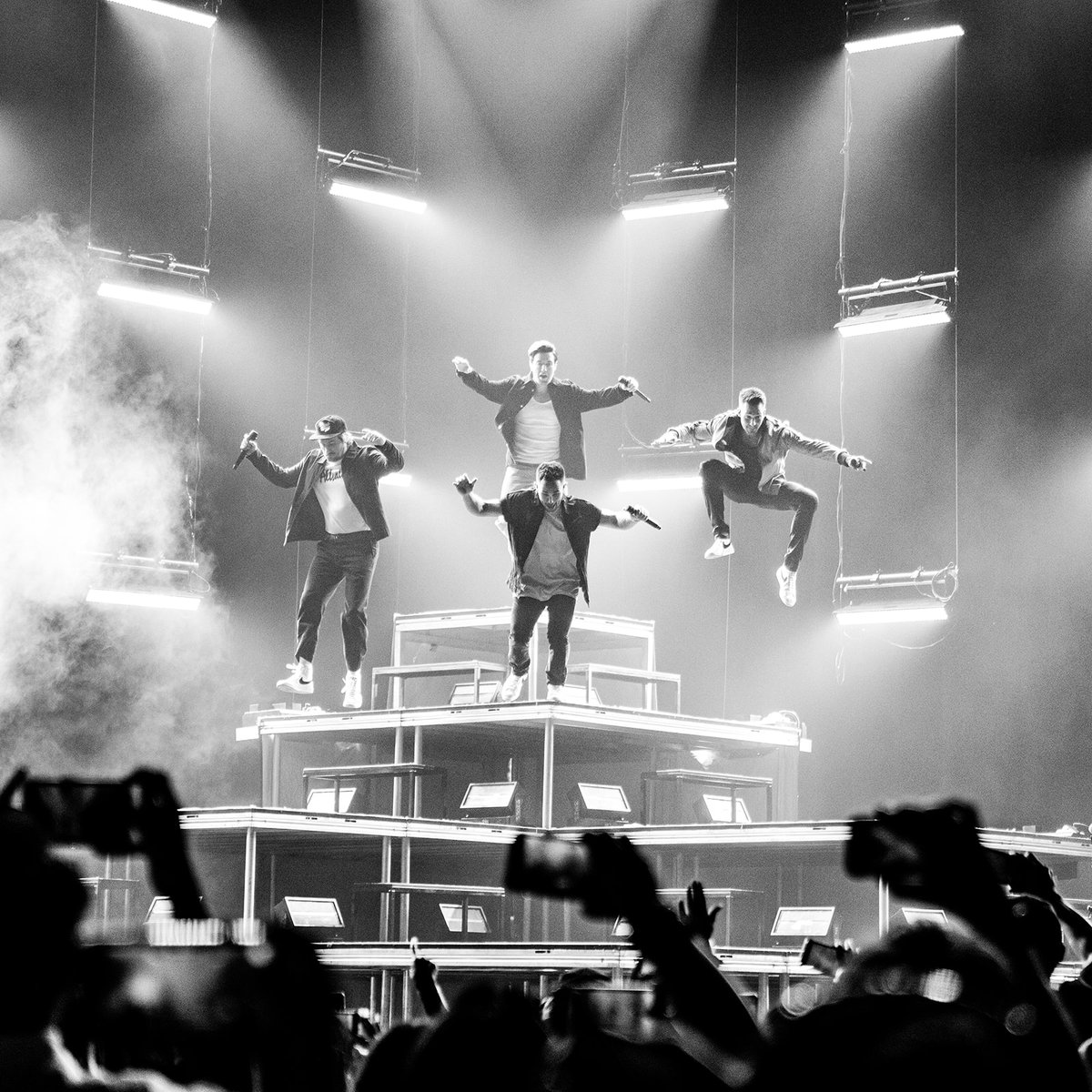 YouTube Theater tweet media