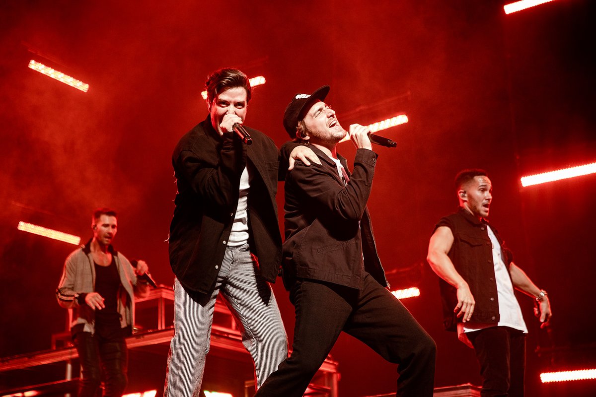 YouTube Theater tweet media