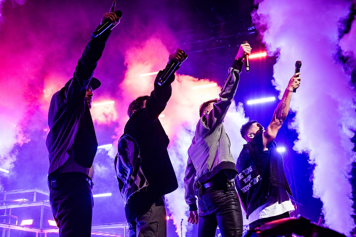 YouTube Theater tweet media