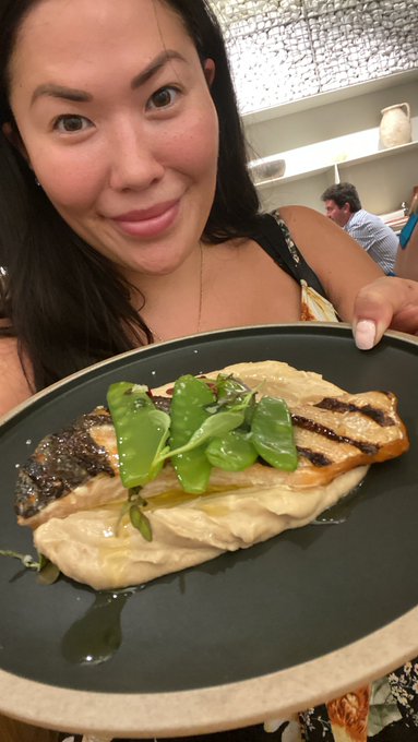 Yum!!!! Salmon with cauliflower mashed potatoes https://t.co/Ej43TwjGWZ